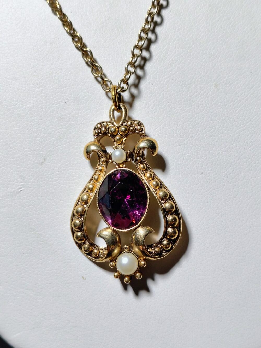 Vintage Avon Purple Crystal Faux Pearl Gold Tone Pendant Necklace
